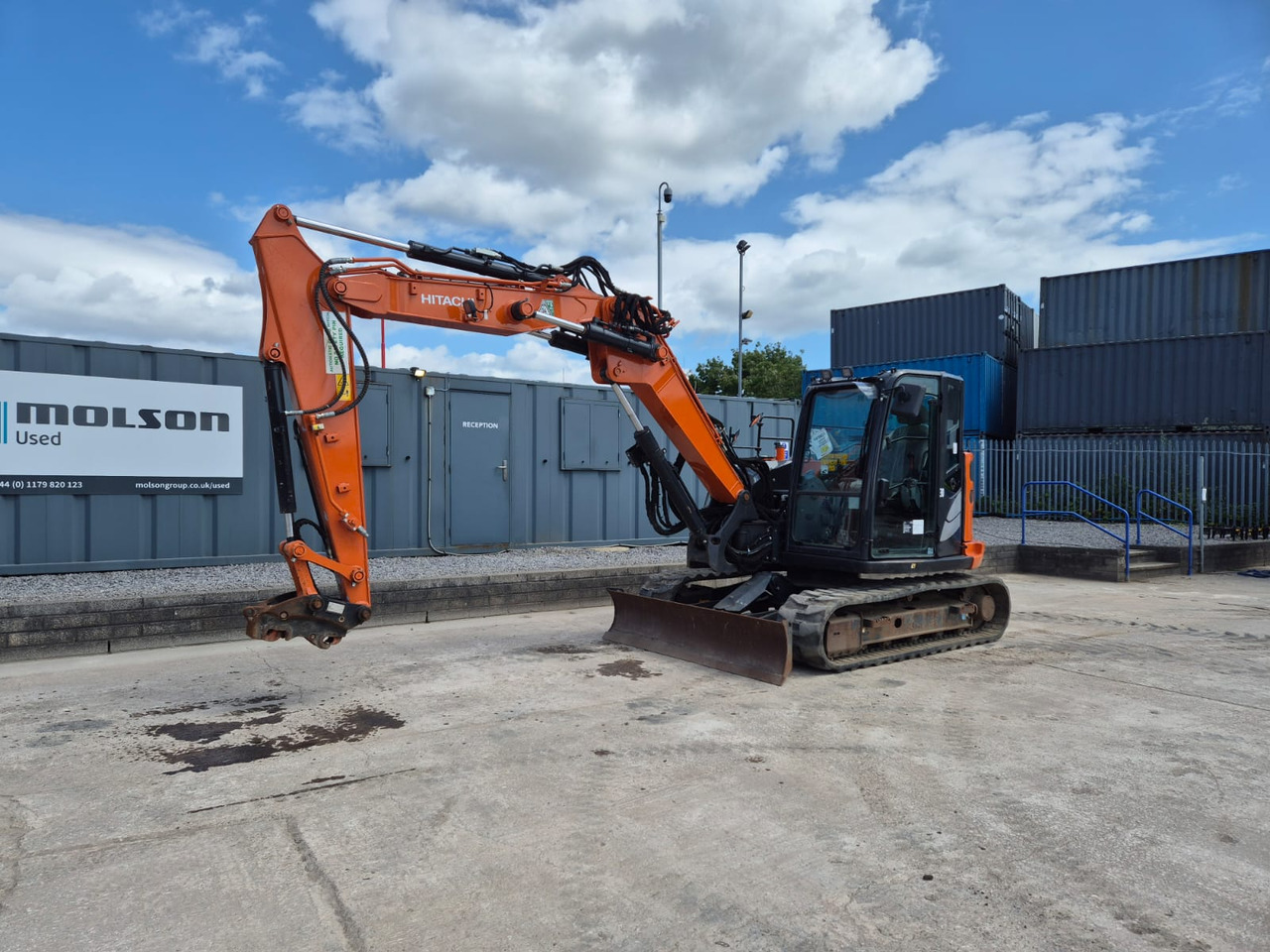 Hitachi ZX85USBR-6 2PB - Miniekskavaator: pilt 1 Hitachi ZX85USBR-6 2PB - Miniekskavaator: pilt 1