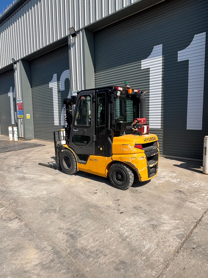Hyundai 30D-9E - Teleskooplaadur: pilt 3 Hyundai 30D-9E - Teleskooplaadur: pilt 3