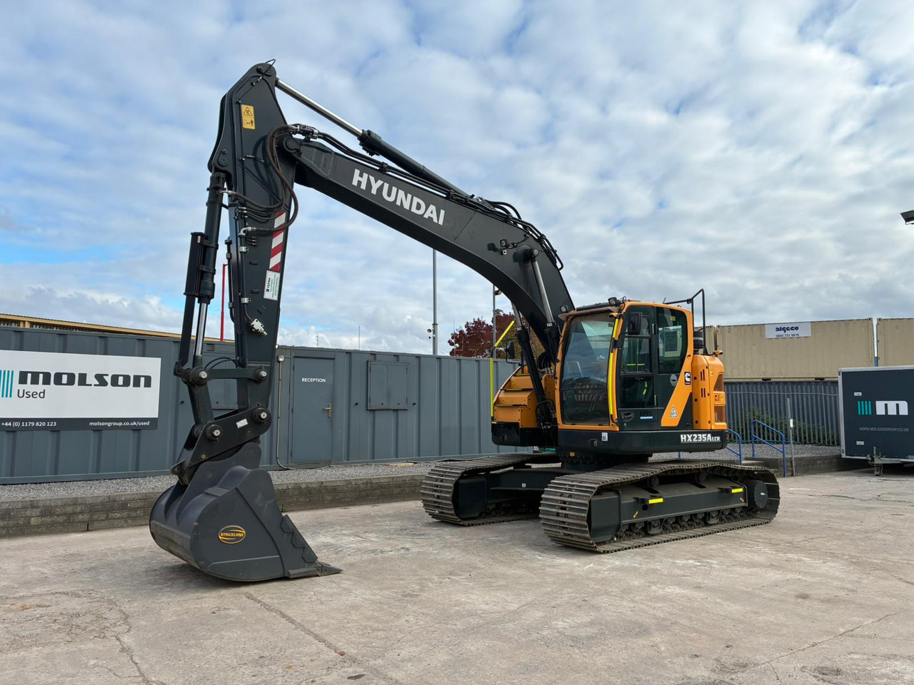 Hyundai HX235ALCR - Lintekskavaator: pilt 1 Hyundai HX235ALCR - Lintekskavaator: pilt 1