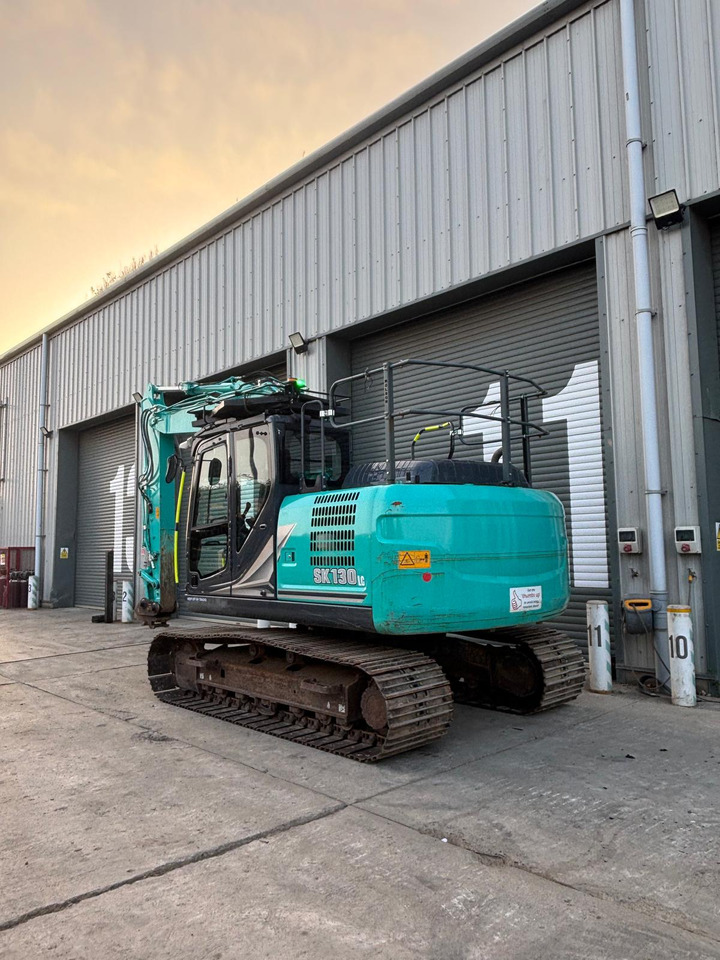 Kobelco SK130LC-11 - Lintekskavaator: pilt 3 Kobelco SK130LC-11 - Lintekskavaator: pilt 3