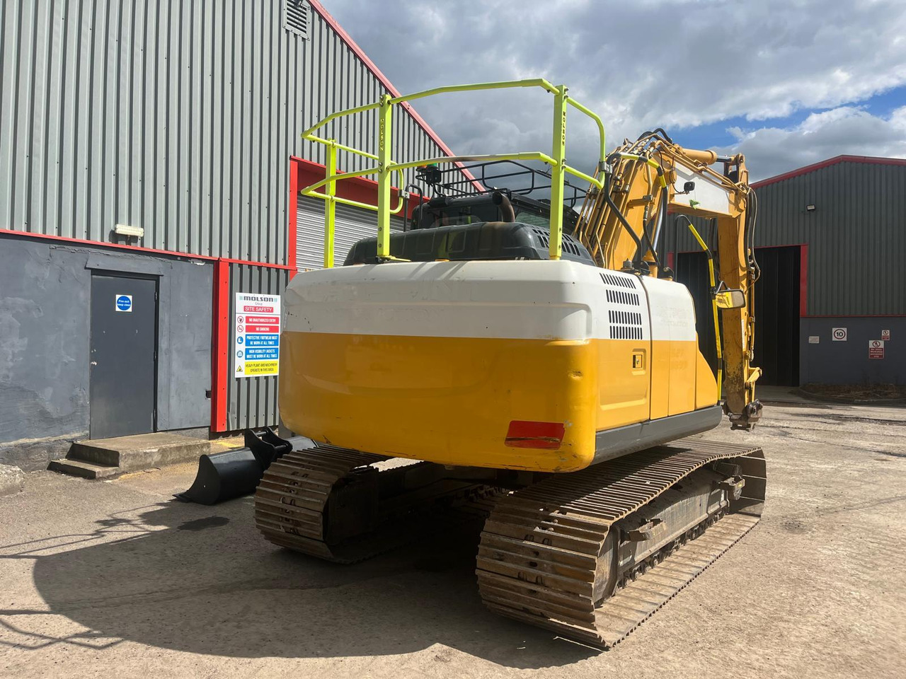 Kobelco SK130LC-11 - Lintekskavaator: pilt 5 Kobelco SK130LC-11 - Lintekskavaator: pilt 5