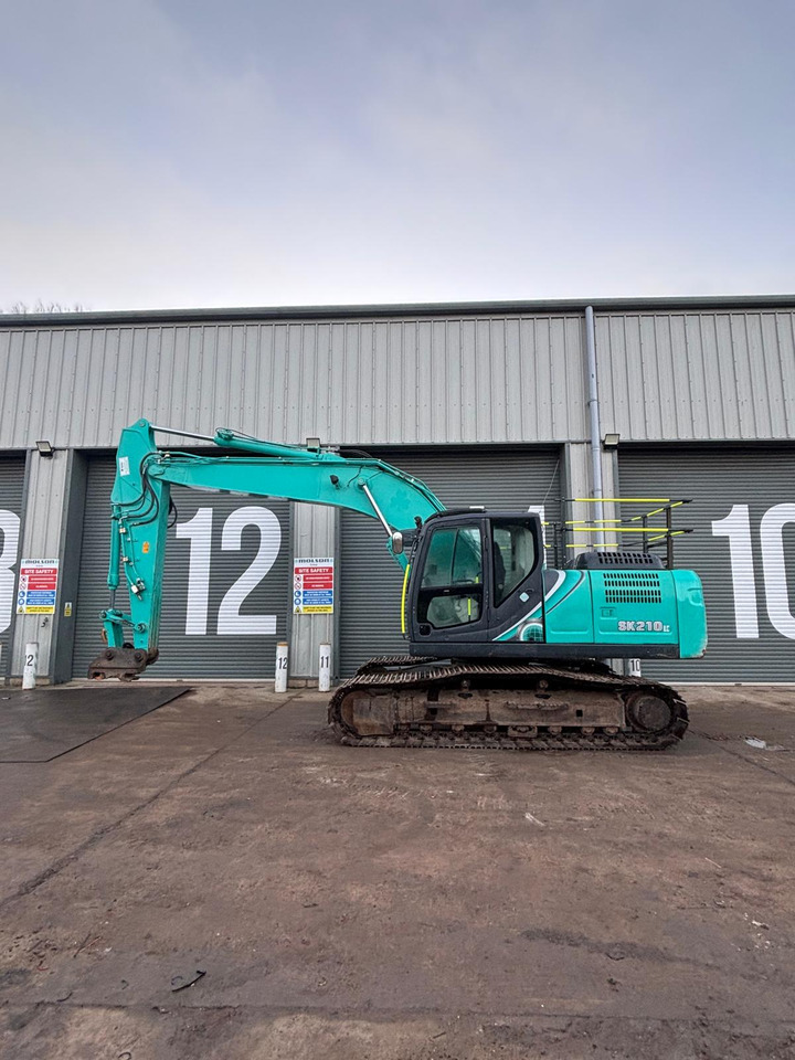 Kobelco SK210LC-10 - Lintekskavaator: pilt 2 Kobelco SK210LC-10 - Lintekskavaator: pilt 2