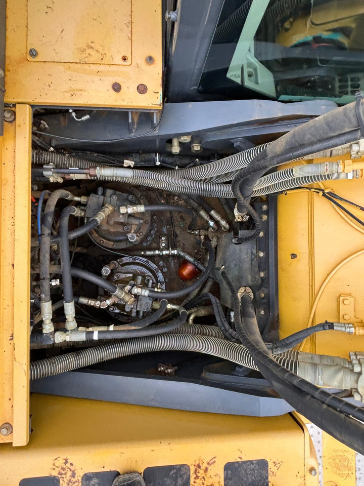 Lintekskavaator Kobelco SK500LC-10: pilt 17 Lintekskavaator Kobelco SK500LC-10: pilt 17