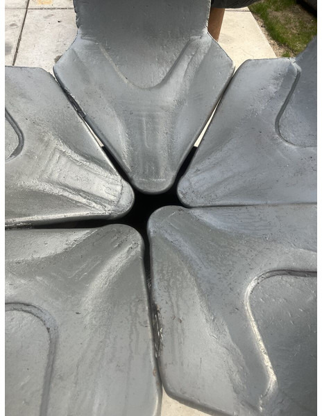Liebherr Liebherr Poliep Grijper Greifer Poliepgrijper polyp grapple GM - Haarats - Ehitusmasinad: pilt 4 Liebherr Liebherr Poliep Grijper Greifer Poliepgrijper polyp grapple GM - Haarats - Ehitusmasinad: pilt 4