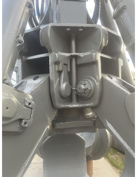 Liebherr Liebherr Poliep Grijper Greifer Poliepgrijper polyp grapple GM - Haarats - Ehitusmasinad: pilt 3 Liebherr Liebherr Poliep Grijper Greifer Poliepgrijper polyp grapple GM - Haarats - Ehitusmasinad: pilt 3