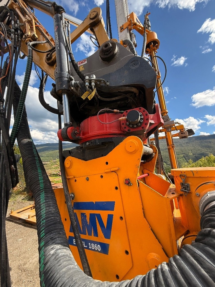 Ekskavaator CAT 325 FL CR: pilt 23