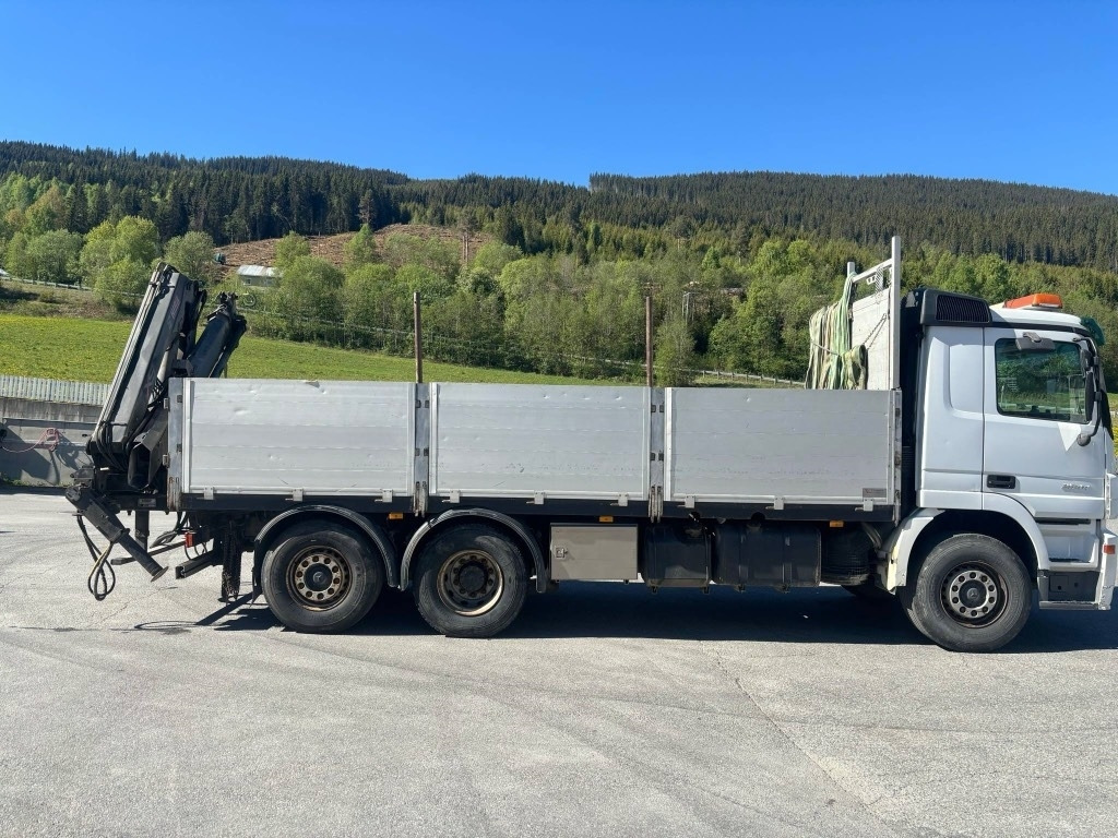 Mercedes-Benz ACTROS 2544 med HIAB 122-E-3 kran 12 tm - Kraanaga veoauto: pilt 2 Mercedes-Benz ACTROS 2544 med HIAB 122-E-3 kran 12 tm - Kraanaga veoauto: pilt 2