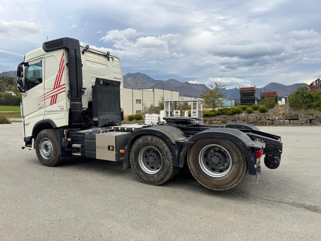 Volvo FH540 6 X 4 - Sadulveok: pilt 4 Volvo FH540 6 X 4 - Sadulveok: pilt 4