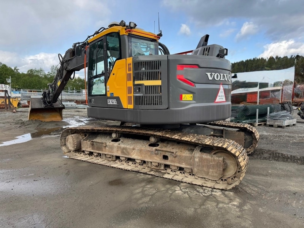 Volvo ECR 235 E - Lintekskavaator: pilt 2 Volvo ECR 235 E - Lintekskavaator: pilt 2