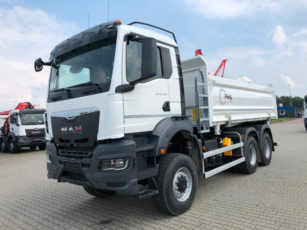 MAN TGS 33.480 6X6 FML Dreiseitenkipper - Kallurauto: pilt 2 MAN TGS 33.480 6X6 FML Dreiseitenkipper - Kallurauto: pilt 2