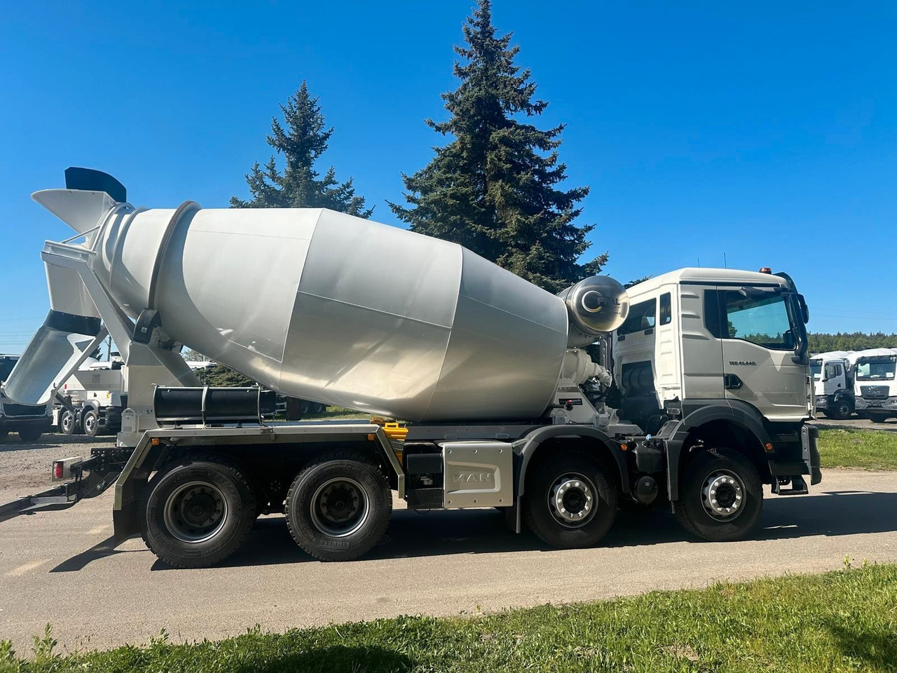 MAN TGS 41.400 8x4 EURO 2 FML 13M3 - Autobetoonisegisti: pilt 3 MAN TGS 41.400 8x4 EURO 2 FML 13M3 - Autobetoonisegisti: pilt 3
