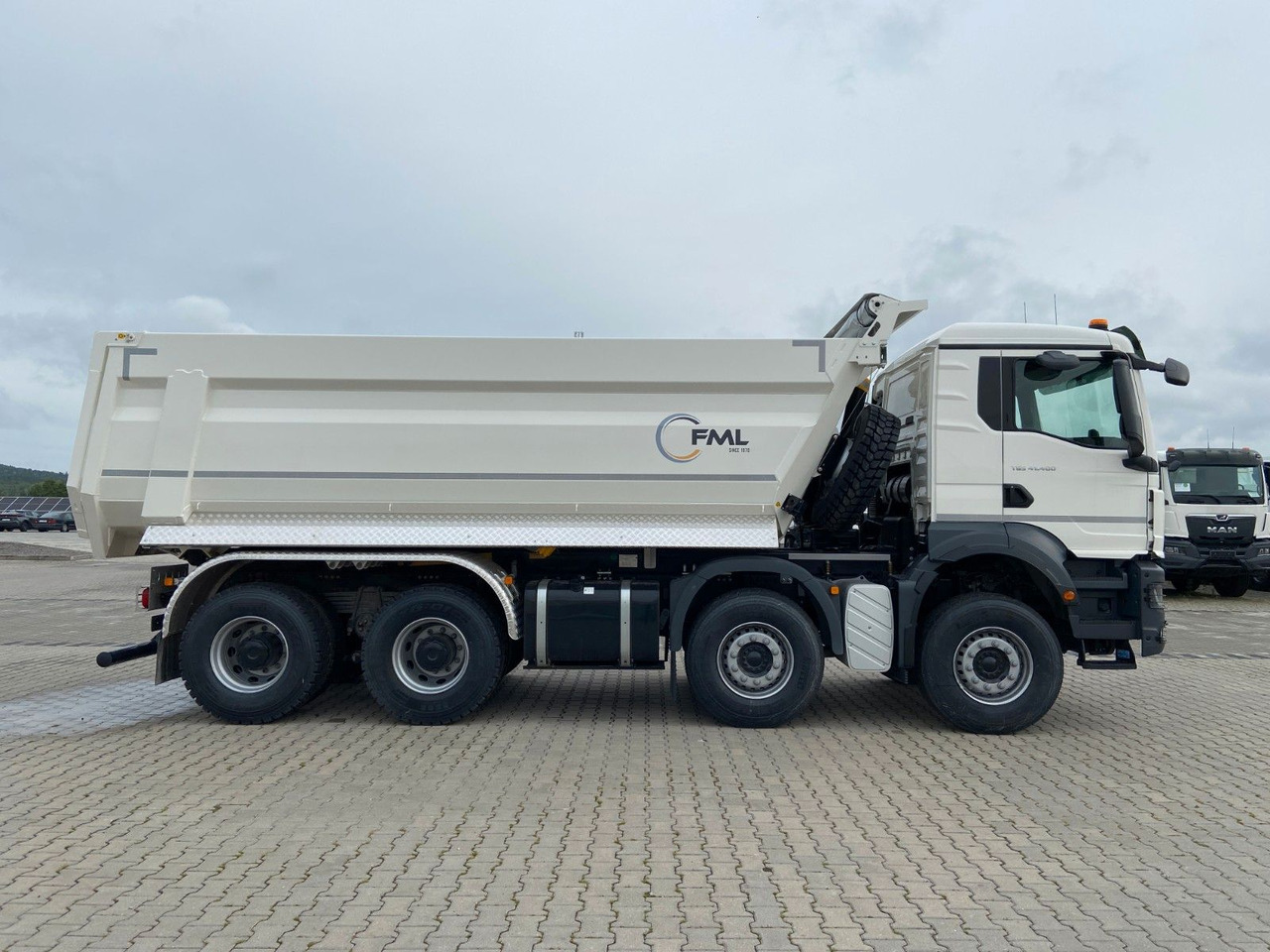 MAN TGS 41.400 8x4 EURO2 FML KIPPER 21M3 - Kallurauto: pilt 3 MAN TGS 41.400 8x4 EURO2 FML KIPPER 21M3 - Kallurauto: pilt 3