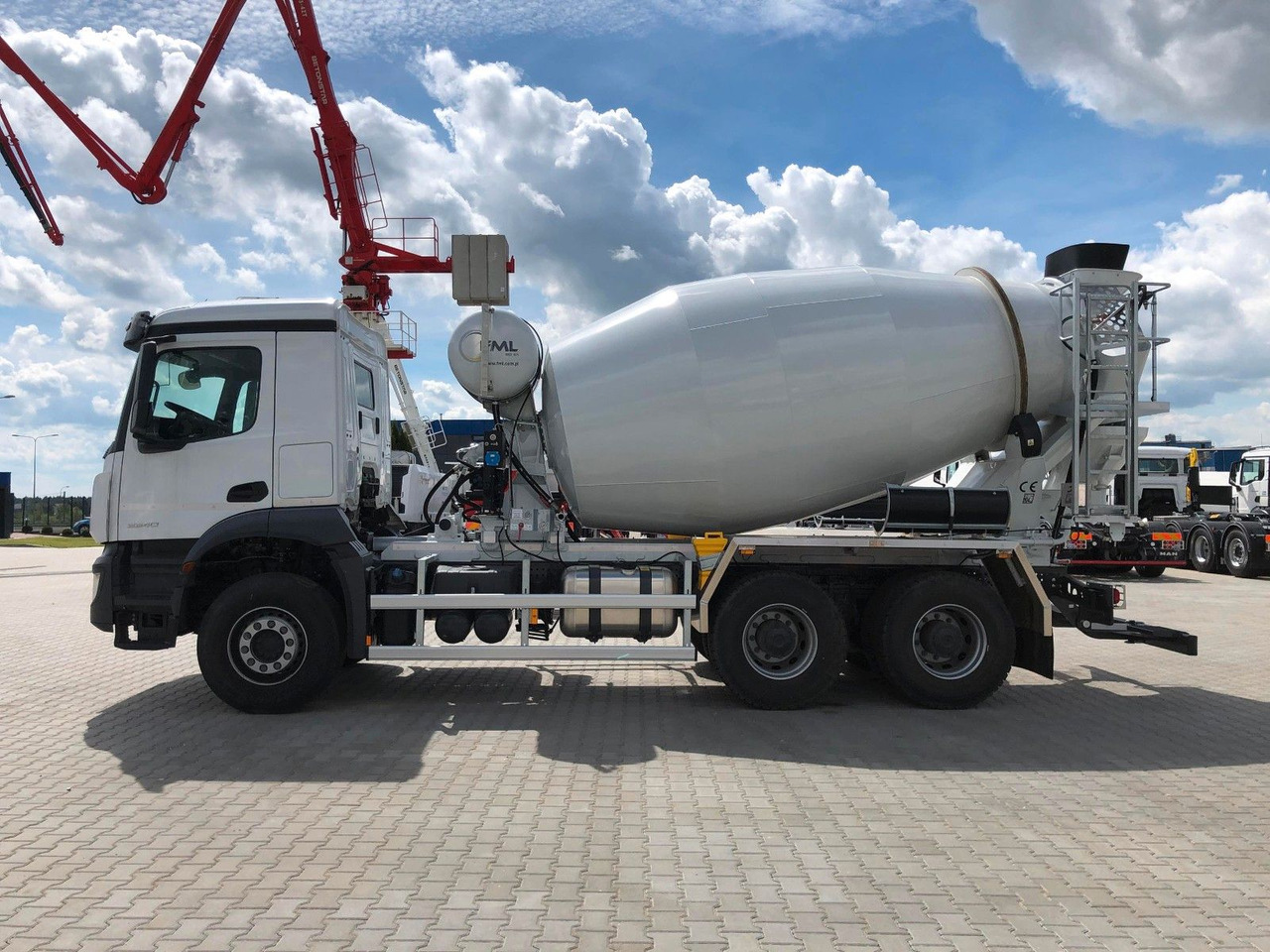 Mercedes-Benz AROCS 2640 FML 8M3 - Autobetoonisegisti: pilt 3 Mercedes-Benz AROCS 2640 FML 8M3 - Autobetoonisegisti: pilt 3