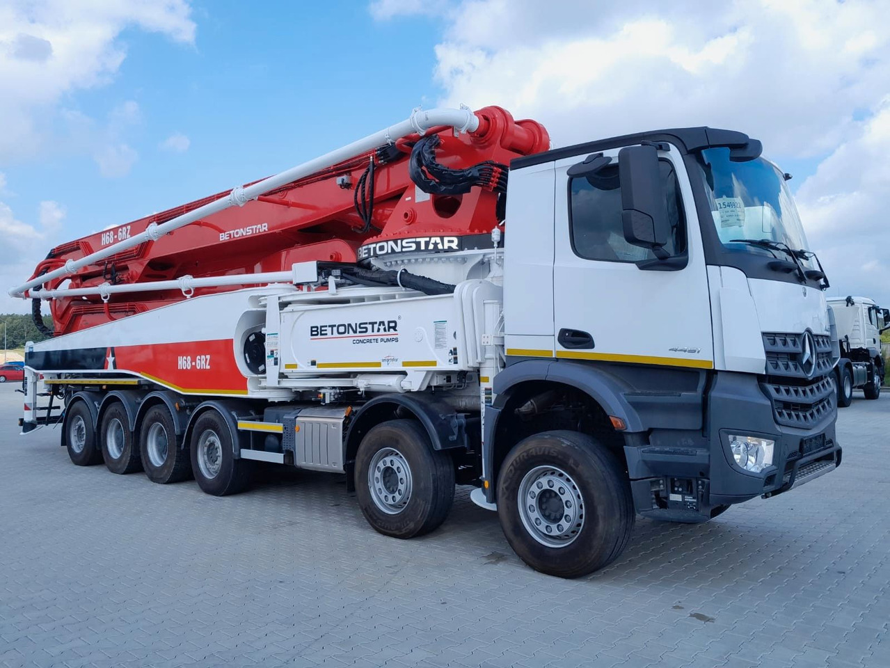 Mercedes-Benz AROCS 4451 BETONSTAR H68.20-6RZ - Betoonipump: pilt 1 Mercedes-Benz AROCS 4451 BETONSTAR H68.20-6RZ - Betoonipump: pilt 1