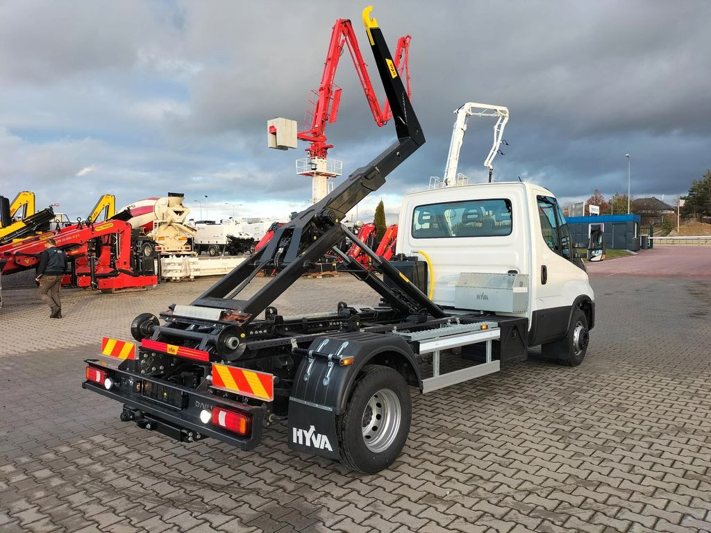 Iveco 70C18H Abrollkipper HYVA HKS-5 - Tarbesõiduk, Konkstõstukiga veoauto: pilt 4 Iveco 70C18H Abrollkipper HYVA HKS-5 - Tarbesõiduk, Konkstõstukiga veoauto: pilt 4