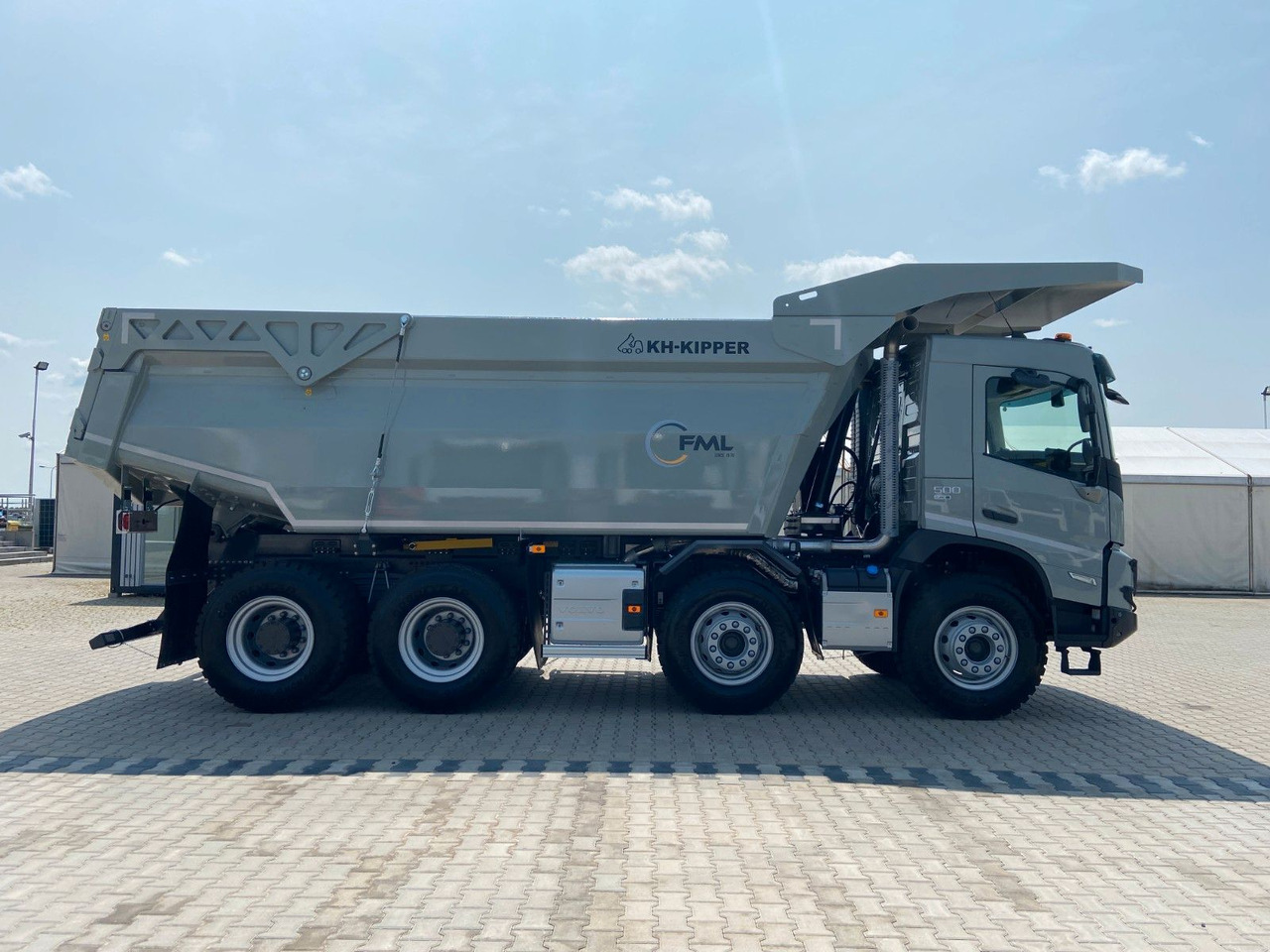 Volvo FMX 500 8x4 FML MINE KIPPER 23M3 - Kallurauto: pilt 3 Volvo FMX 500 8x4 FML MINE KIPPER 23M3 - Kallurauto: pilt 3