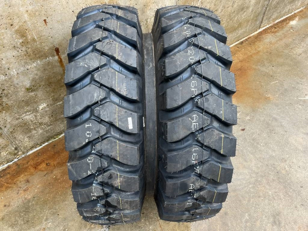 Kuhmo 1000 X 20 16PR tyres fitted on rim NEW - Rehv - Ehitusmasinad: pilt 4 Kuhmo 1000 X 20 16PR tyres fitted on rim NEW - Rehv - Ehitusmasinad: pilt 4