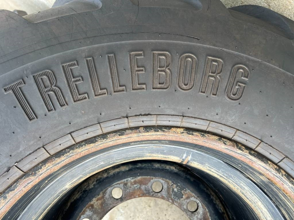 Trelleborg 710/40B22.5 AMPT - Rehv - Ehitusmasinad: pilt 2 Trelleborg 710/40B22.5 AMPT - Rehv - Ehitusmasinad: pilt 2