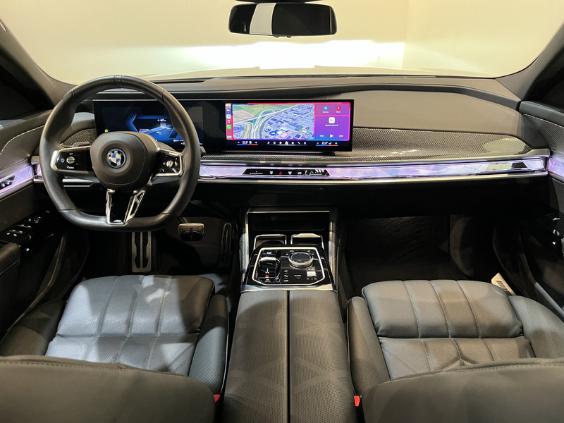 BMW i7 xDrive60 106 kWh / M Sportpakket / Panoramadak / Bowers & Wilkins / 11.600 KM !! - Sedaan: pilt 2 BMW i7 xDrive60 106 kWh / M Sportpakket / Panoramadak / Bowers & Wilkins / 11.600 KM !! - Sedaan: pilt 2