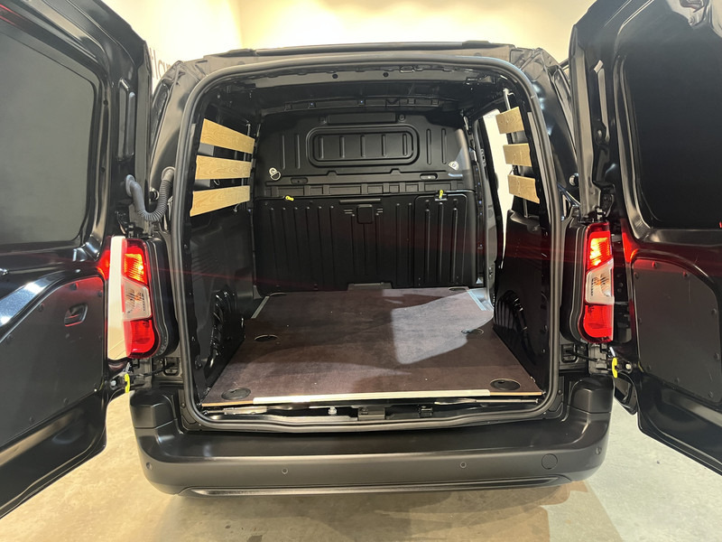 Fiat Doblò 1.5D 130pk L1 Automaat / Euro 6 / Airco / Cruise Control / CarPlay / Camera / 3-Zits / 13.300 KM !! - Väike kaubik: pilt 5 Fiat Doblò 1.5D 130pk L1 Automaat / Euro 6 / Airco / Cruise Control / CarPlay / Camera / 3-Zits / 13.300 KM !! - Väike kaubik: pilt 5