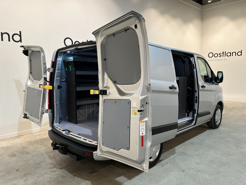 Ford Transit Custom 280 2.0 TDCI L1H1 Trend 130 PK Servicebus / Inrichting / Euro 6 / Airco / PDC / Cruise Control / Navigatie / CarPlay / Trekhaak / 3-Zits / 96.300 KM !! / BPM VRIJ !! - Väike kaubik: pilt 2 Ford Transit Custom 280 2.0 TDCI L1H1 Trend 130 PK Servicebus / Inrichting / Euro 6 / Airco / PDC / Cruise Control / Navigatie / CarPlay / Trekhaak / 3-Zits / 96.300 KM !! / BPM VRIJ !! - Väike kaubik: pilt 2