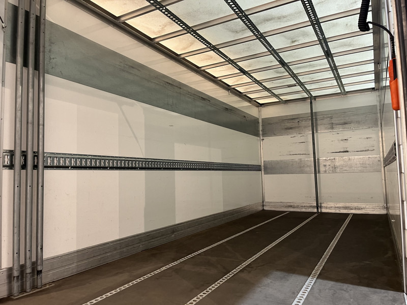 Tarbesõiduk furgoon Iveco Daily 35S18 3.0 BE Clixtar Automaat Bakwagen met Laadklep / Laadvermogen 3.060 KG / Euro 6 / Luchtvering / Airco / Camera / CarPlay / Cruise Control /: pilt 18
