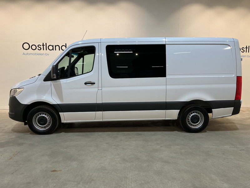 Mercedes-Benz Sprinter 315 CDI L2H1 RWD DC Dubbel Cabine / Euro 6 / Trekhaak 3500 KG / Airco / Camera / 6 Persoons / 500 KM !! / BPM VRIJ !! - Kaubik, Meeskonnaauto: pilt 4 Mercedes-Benz Sprinter 315 CDI L2H1 RWD DC Dubbel Cabine / Euro 6 / Trekhaak 3500 KG / Airco / Camera / 6 Persoons / 500 KM !! / BPM VRIJ !! - Kaubik, Meeskonnaauto: pilt 4