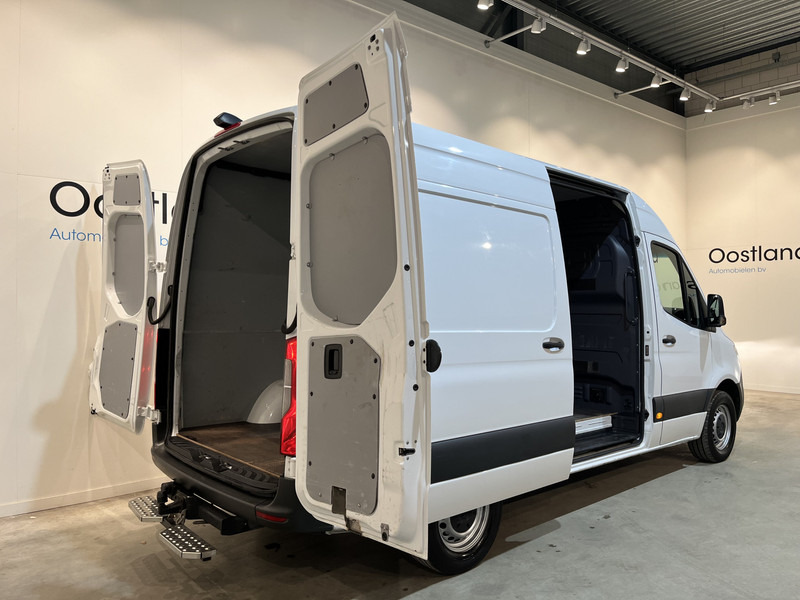Mercedes-Benz Sprinter 315 CDI L2H2 Automaat / Euro 6 / Trekhaak 3500 KG / Airco / Cruise Control / CarPlay / Camera / Navigatie / BPM VRIJ !! - Kaubik: pilt 4 Mercedes-Benz Sprinter 315 CDI L2H2 Automaat / Euro 6 / Trekhaak 3500 KG / Airco / Cruise Control / CarPlay / Camera / Navigatie / BPM VRIJ !! - Kaubik: pilt 4