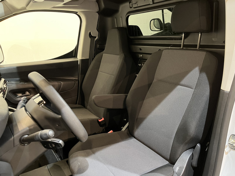 Väike kaubik, Elektrikaubik Peugeot e-Partner Premium Long 50 kWh / 100% Elektrisch / Airco / Cruise Control / PDC / Navigatie / CarPlay/ 2.500 KM !!: pilt 8
