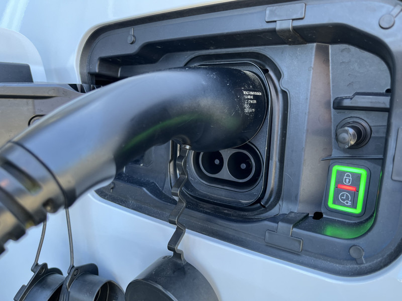 Väike kaubik, Elektrikaubik Peugeot e-Partner Premium Long 50 kWh / 100% Elektrisch / Airco / Cruise Control / PDC / Navigatie / CarPlay/ 2.500 KM !!: pilt 14