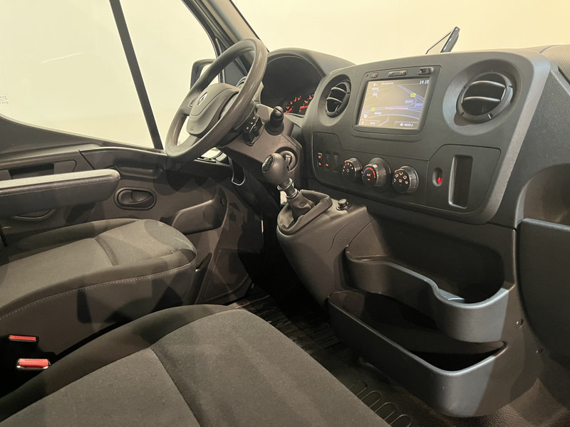 Renault Master 2.3 dCi L1H2 130 PK Servicebus / Modul-System Inrichting / Euro 6 / Airco / Cruise Control / Camera / Navigatie / Trekhaak / 73.900 KM !! - Kaubik: pilt 3 Renault Master 2.3 dCi L1H2 130 PK Servicebus / Modul-System Inrichting / Euro 6 / Airco / Cruise Control / Camera / Navigatie / Trekhaak / 73.900 KM !! - Kaubik: pilt 3