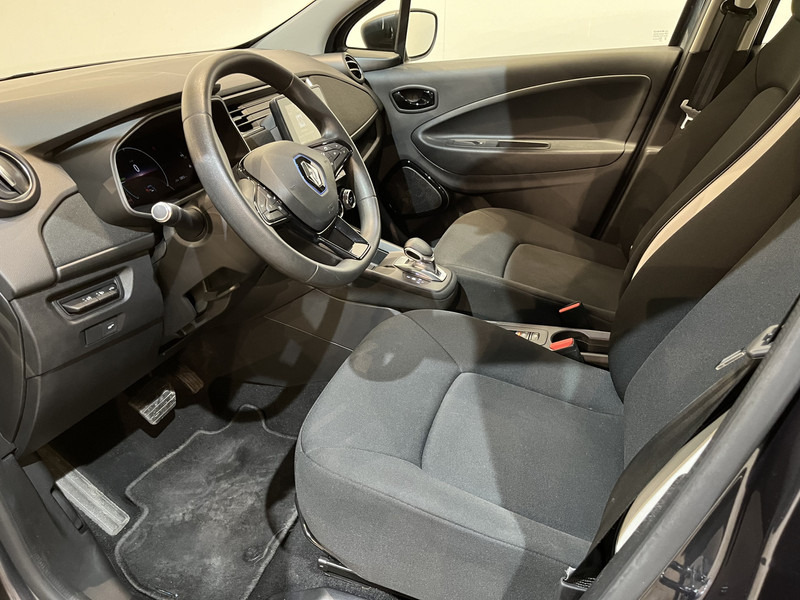 Renault ZOE R110 Life 52 kWh (Incl. Accu) / CarPlay / Airco / Cruise Control / 34.000 KM !! Prijs ex BTW € 11.530,- - Luukpära: pilt 4 Renault ZOE R110 Life 52 kWh (Incl. Accu) / CarPlay / Airco / Cruise Control / 34.000 KM !! Prijs ex BTW € 11.530,- - Luukpära: pilt 4