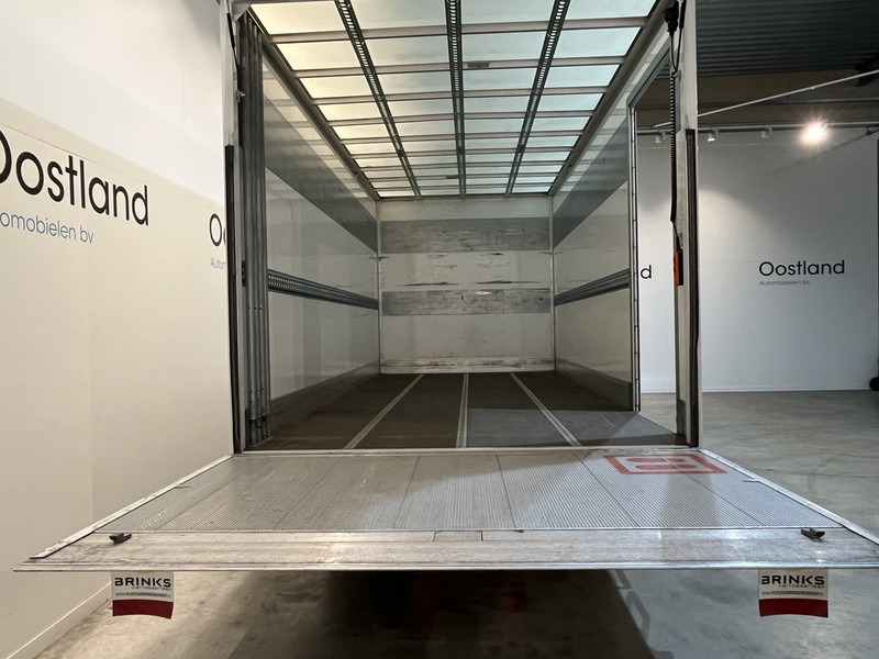 Iveco Daily 35S18 3.0 BE Clixtar Automaat Bakwagen met Laadklep / Laadvermogen 3.060 KG / Euro 6 / Luchtvering / Airco / Camera / CarPlay / Cruise Control / 91.000 KM !! - Sadulveok: pilt 5 Iveco Daily 35S18 3.0 BE Clixtar Automaat Bakwagen met Laadklep / Laadvermogen 3.060 KG / Euro 6 / Luchtvering / Airco / Camera / CarPlay / Cruise Control / 91.000 KM !! - Sadulveok: pilt 5