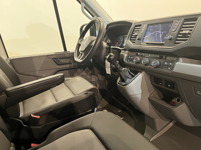 Volkswagen Crafter 35 2.0 TDI L3H3 180 PK Servicebus / Bott Inrichting / Euro 6 / Trekhaak 3000 KG / 220V. / Airco / Navigatie / CarPlay / Cruise Control / PDC 85.250 KM !! - Kaubik, Meeskonnaauto: pilt 3 Volkswagen Crafter 35 2.0 TDI L3H3 180 PK Servicebus / Bott Inrichting / Euro 6 / Trekhaak 3000 KG / 220V. / Airco / Navigatie / CarPlay / Cruise Control / PDC 85.250 KM !! - Kaubik, Meeskonnaauto: pilt 3