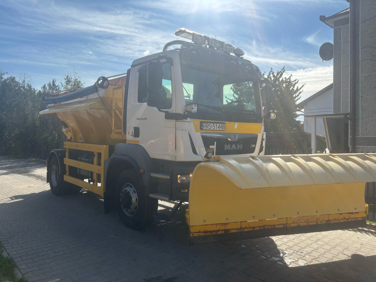 MAN TGM 18.290 4x4 BB GRITTER/SPREADER/PLOUGH - Lumekoristusmasina: pilt 2 MAN TGM 18.290 4x4 BB GRITTER/SPREADER/PLOUGH - Lumekoristusmasina: pilt 2