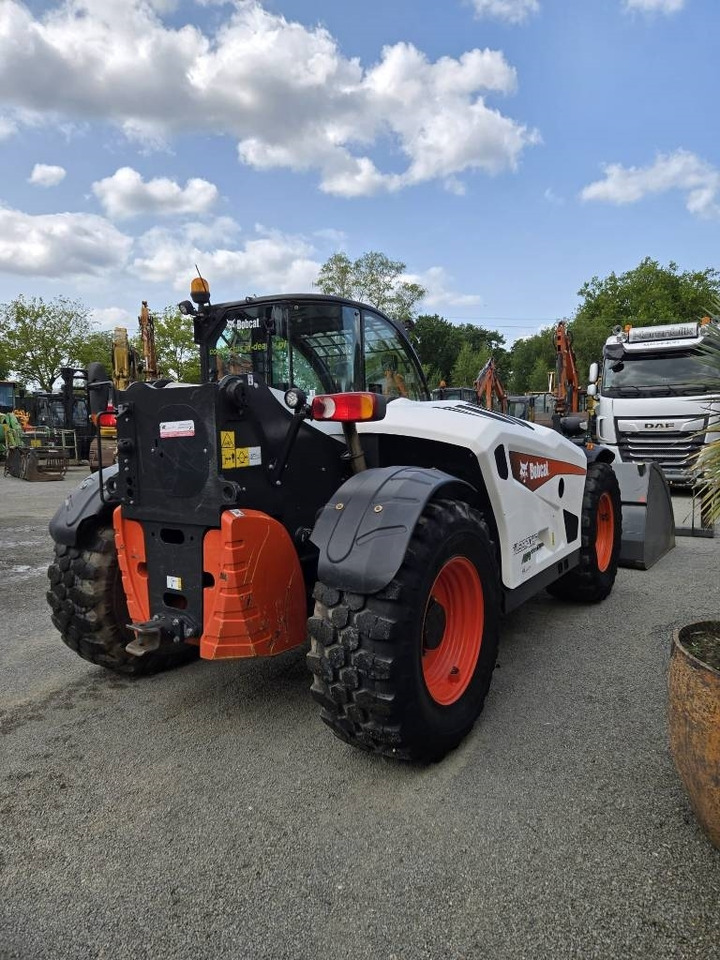 Bobcat TL 38.70 HF AGRI - Teleskooplaadur: pilt 4 Bobcat TL 38.70 HF AGRI - Teleskooplaadur: pilt 4