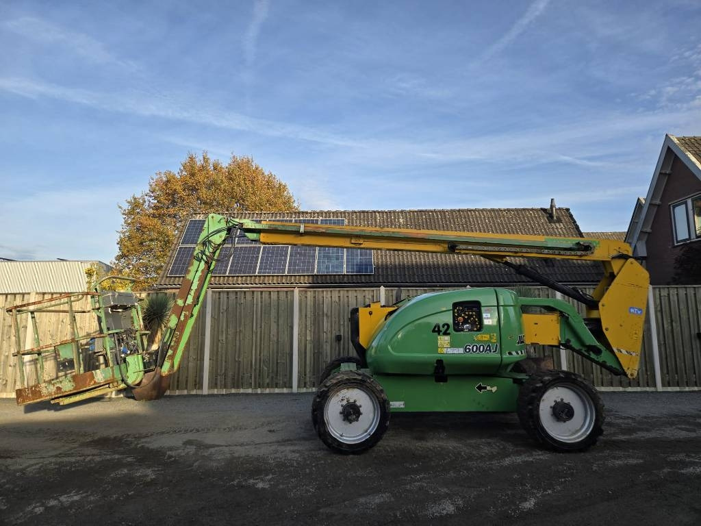 JLG 600 AJ - Liigendpoom: pilt 1 JLG 600 AJ - Liigendpoom: pilt 1