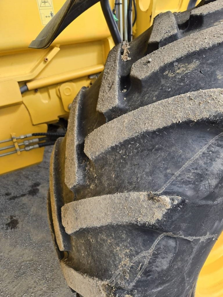 Teleskooplaadur Komatsu WH 609: pilt 15