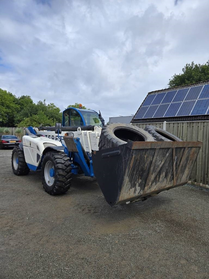 Terex Telelift 4017 - Teleskooplaadur: pilt 2 Terex Telelift 4017 - Teleskooplaadur: pilt 2