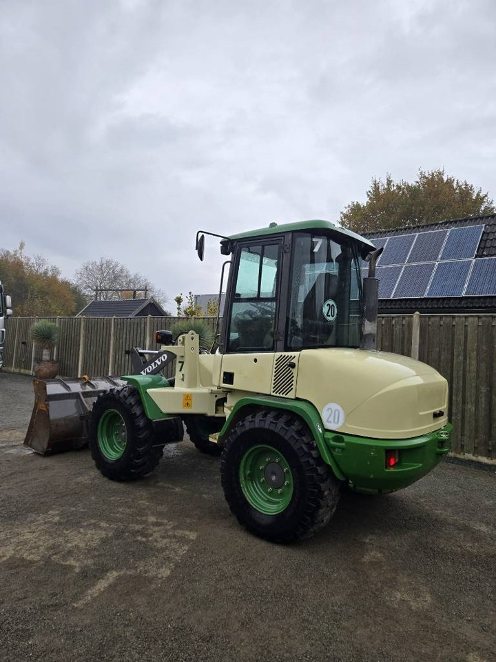 Volvo L 30 B - Rataslaadur: pilt 5 Volvo L 30 B - Rataslaadur: pilt 5