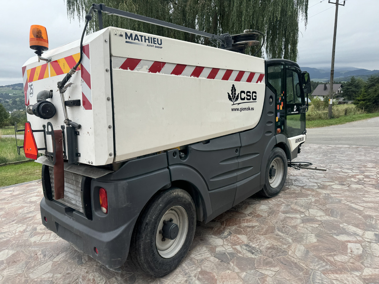 MATHIEU Grand Aquadyne 4000 water truck sprayer HP washer - Tänavapühkimismasin: pilt 2 MATHIEU Grand Aquadyne 4000 water truck sprayer HP washer - Tänavapühkimismasin: pilt 2