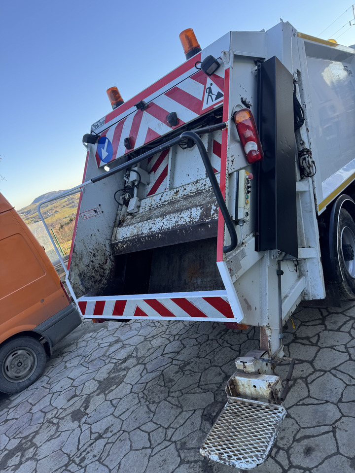 Renault Midlum 180 DXi - Prügiauto: pilt 5 Renault Midlum 180 DXi - Prügiauto: pilt 5