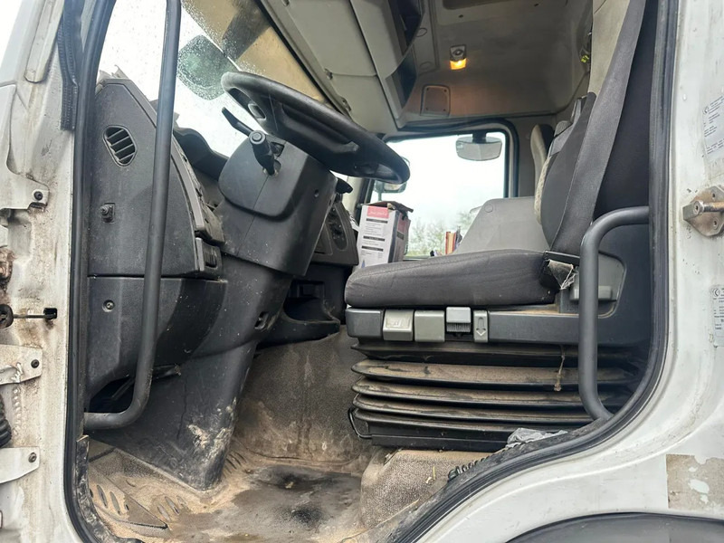 Renault Premium 370 DXI - Kasti veoauto: pilt 5 Renault Premium 370 DXI - Kasti veoauto: pilt 5