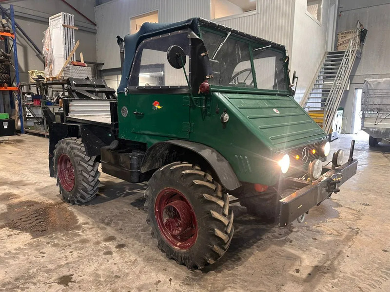 Mercedes-Benz Unimog U411 - Veoauto: pilt 2 Mercedes-Benz Unimog U411 - Veoauto: pilt 2