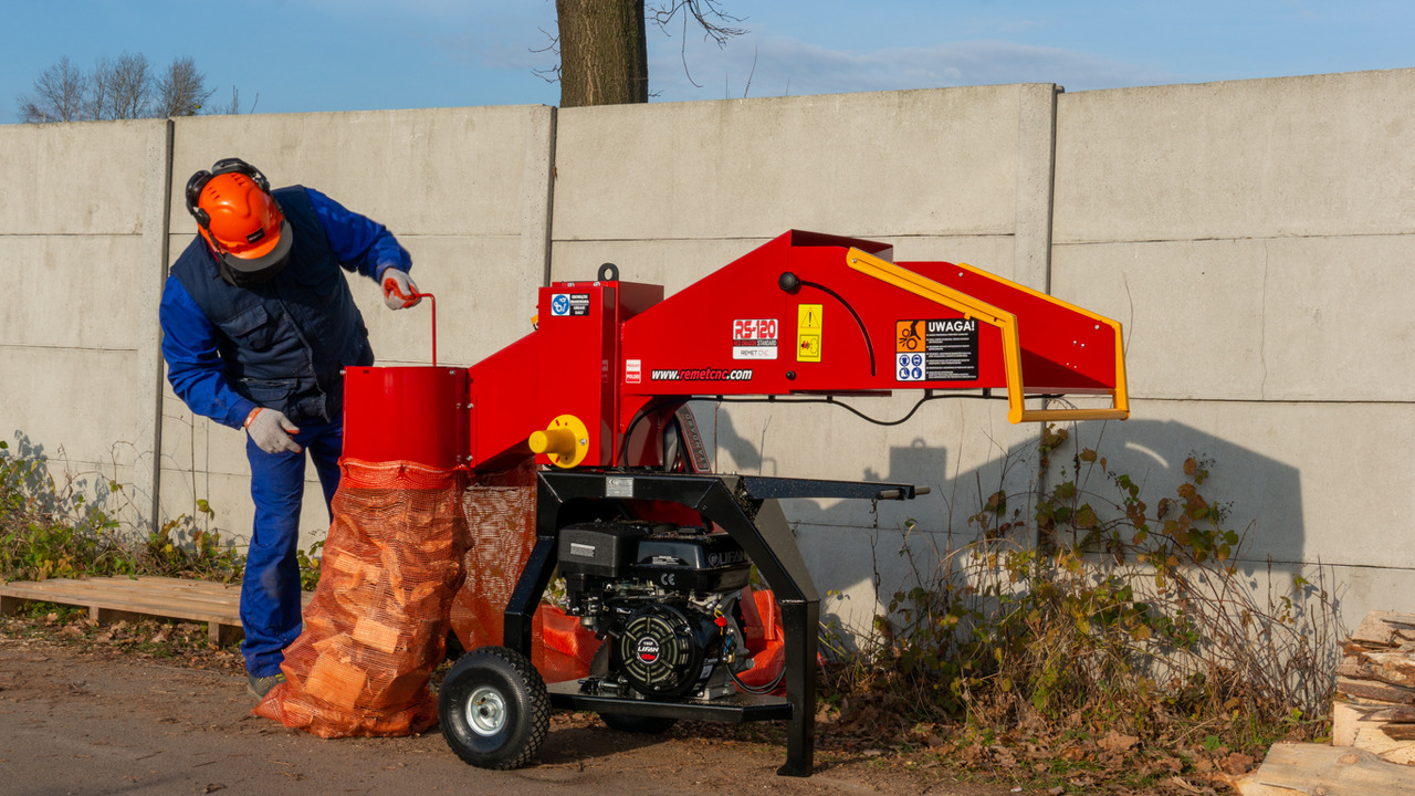 Uus Puiduhakkurid REMET RS100: pilt 12 Uus Puiduhakkurid REMET RS100: pilt 12