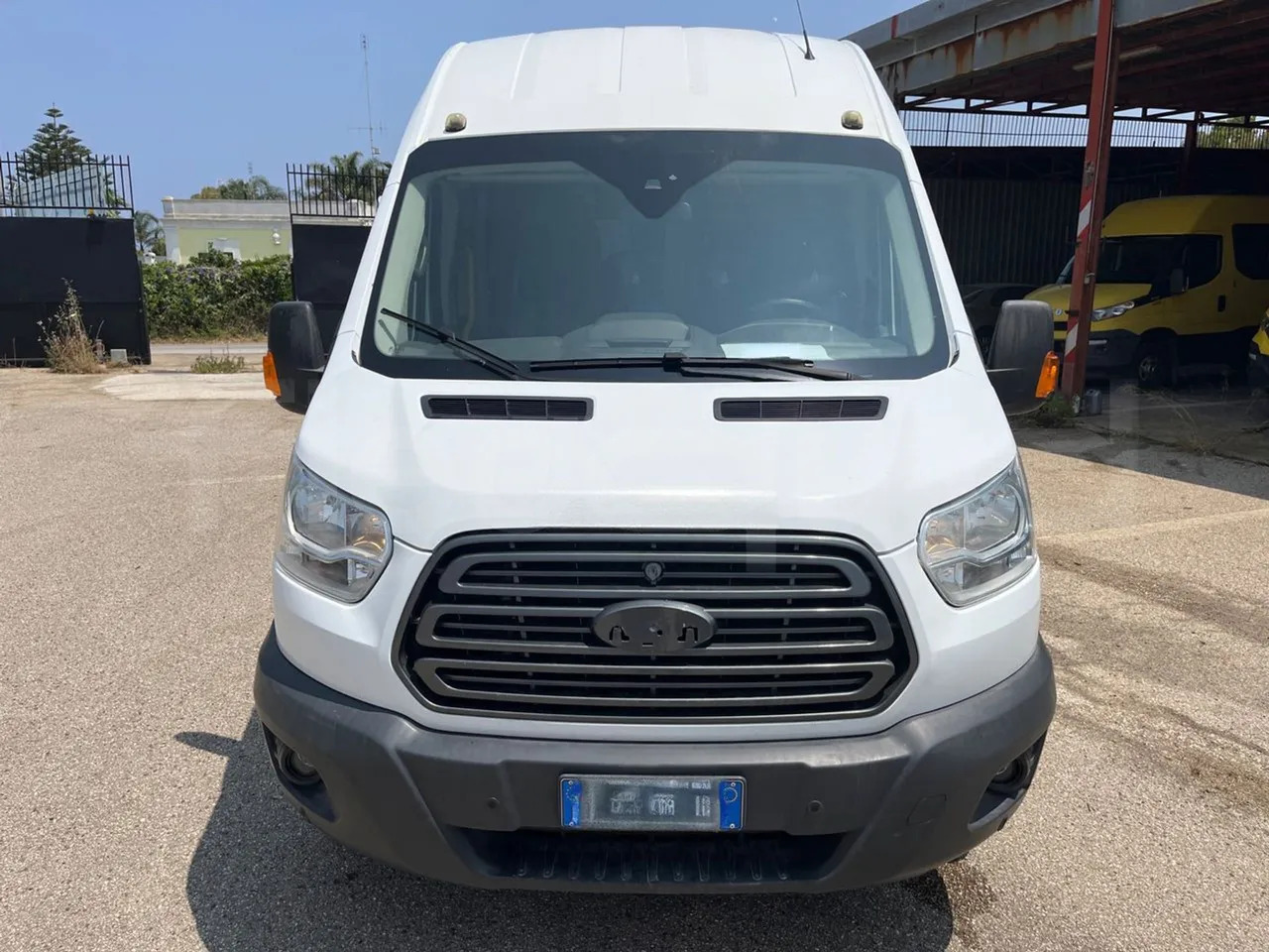 Ford Transit - Väikebuss, Mikrobuss: pilt 2 Ford Transit - Väikebuss, Mikrobuss: pilt 2