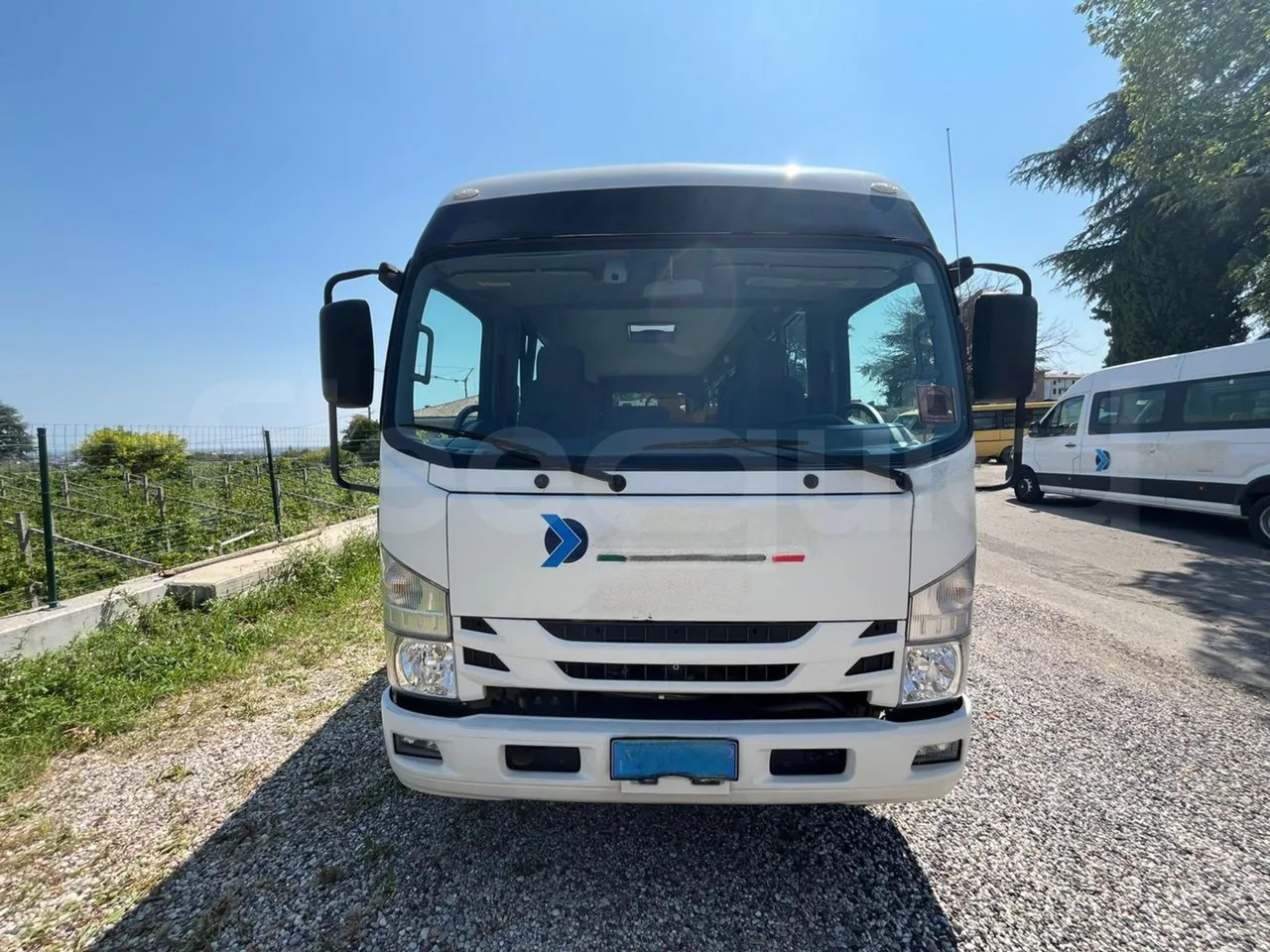 ISUZU P65 - Kaugsõidu buss: pilt 2 ISUZU P65 - Kaugsõidu buss: pilt 2