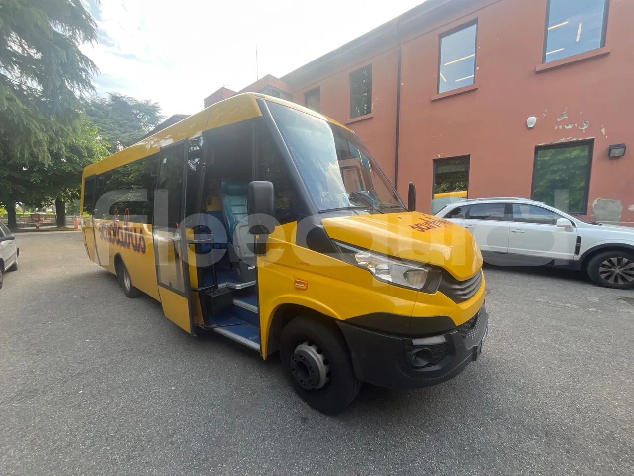 Iveco 70C14G - Koolibuss: pilt 1 Iveco 70C14G - Koolibuss: pilt 1