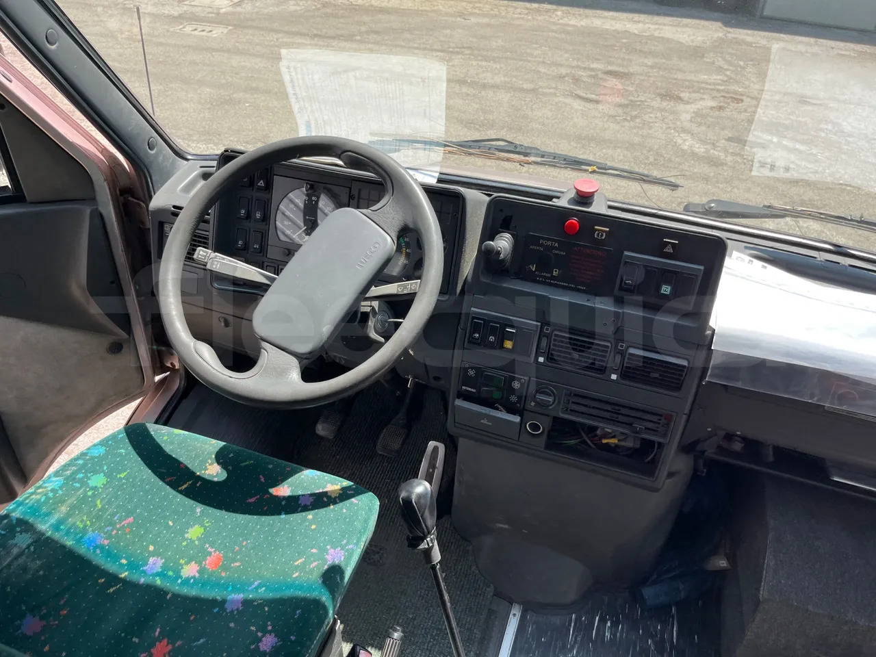 Linnaliini buss Iveco A45E12: pilt 15