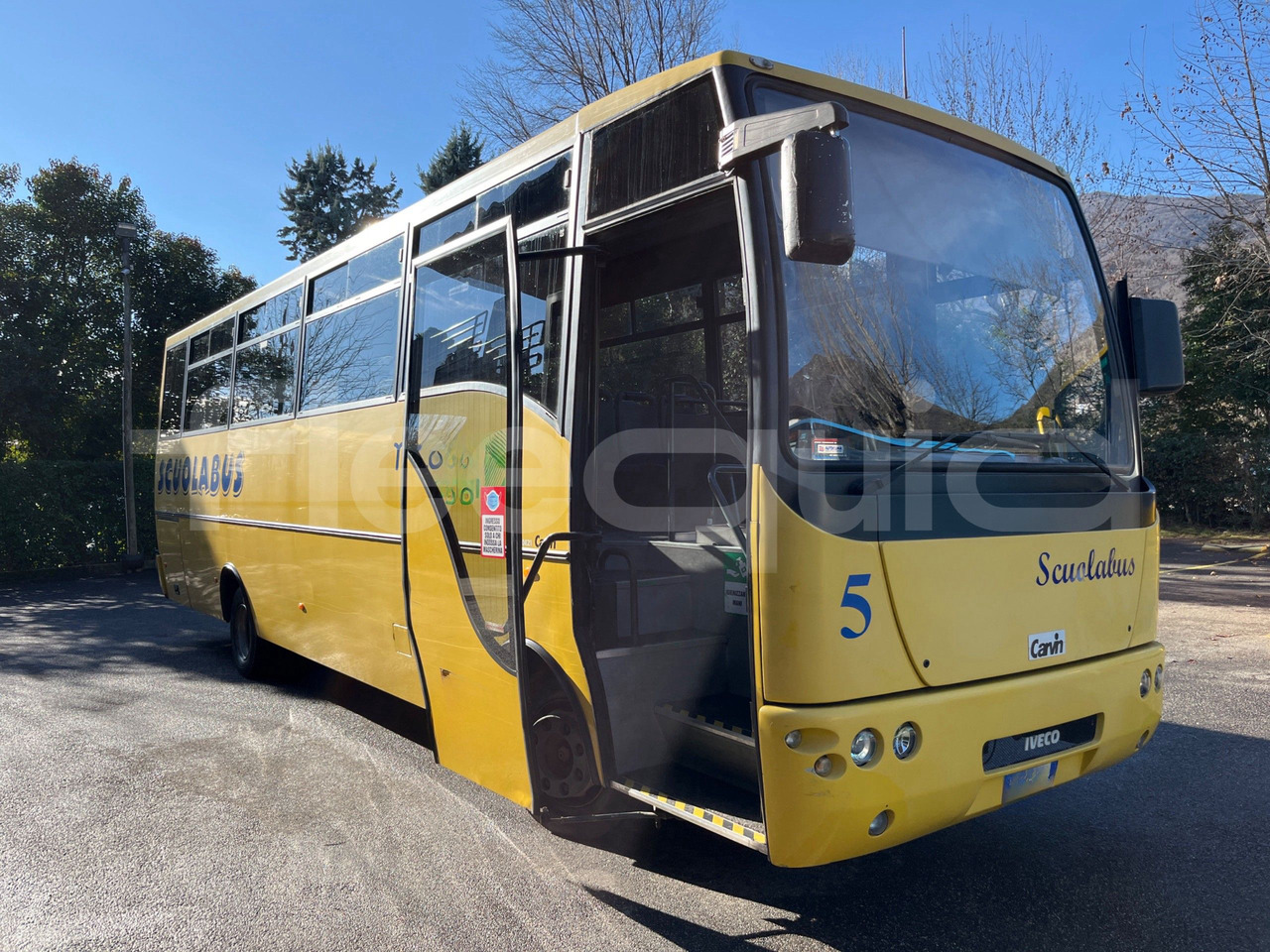 Kaugsõidu buss Iveco Carvin: pilt 10